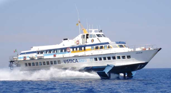 ustica-lines