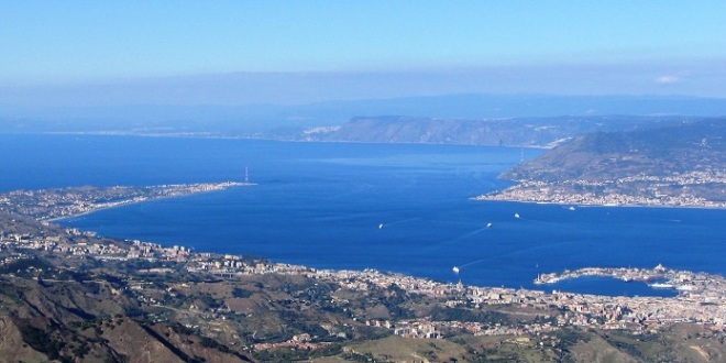 strait_of_messina_from_dinnammare