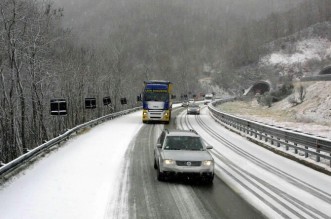 neve-autostrada-code2-700x444