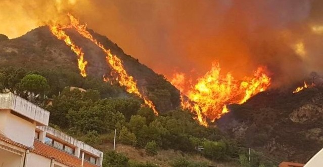 incendio-messina-7-640x480