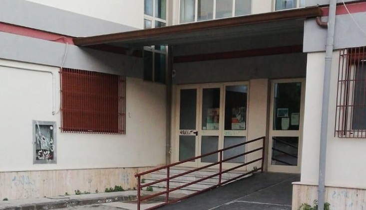 tettoia_scuola_media